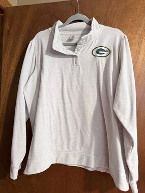 Green Bay Packer Henley Pullover